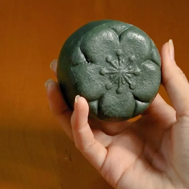 BLACK PAINT Natural Organic Koicha Oil Massage Soap