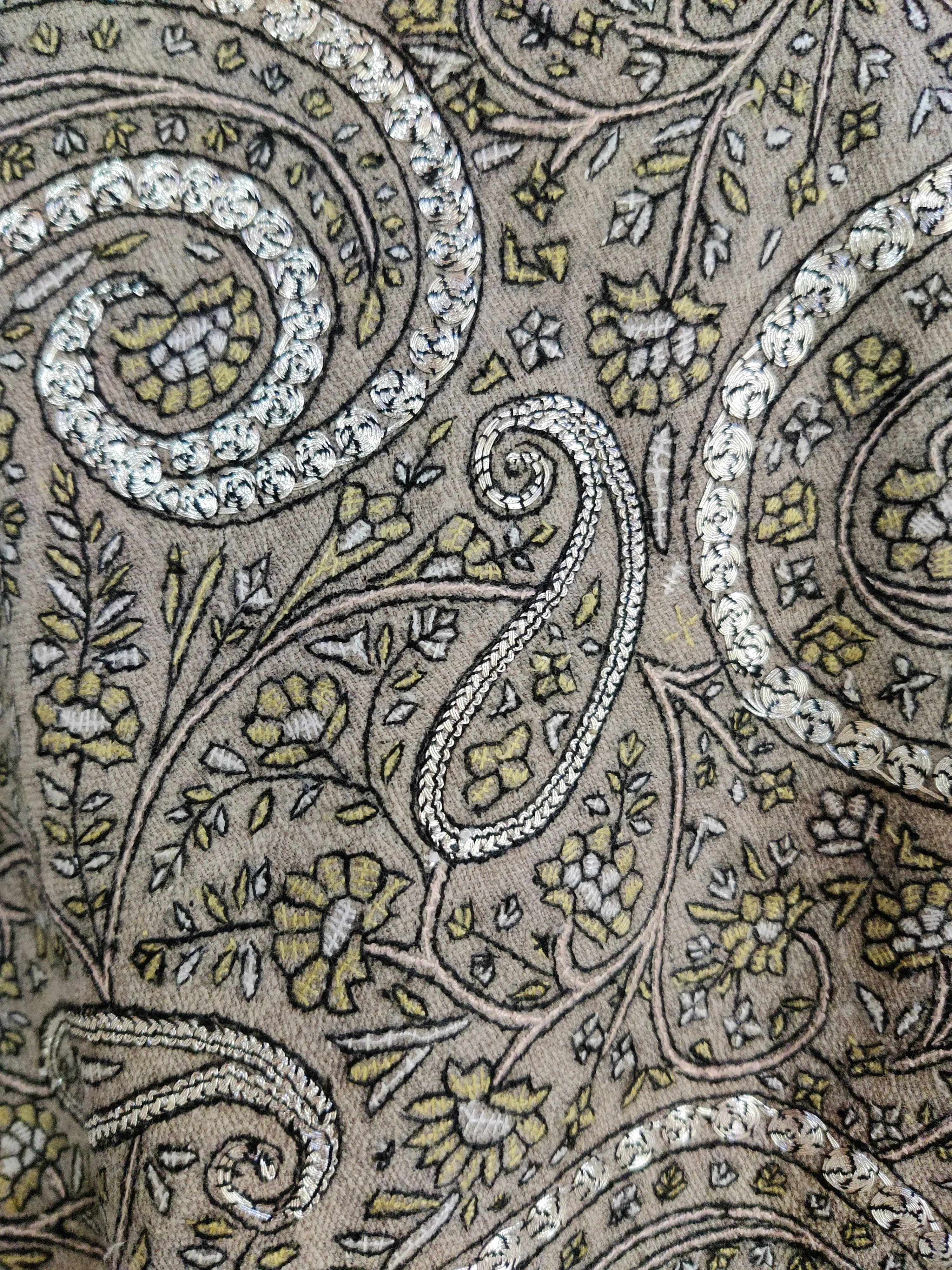 Chandni Raat: Pure Pashmina Shawl with Hand Tilla Embroidery & Sozni Embroidery