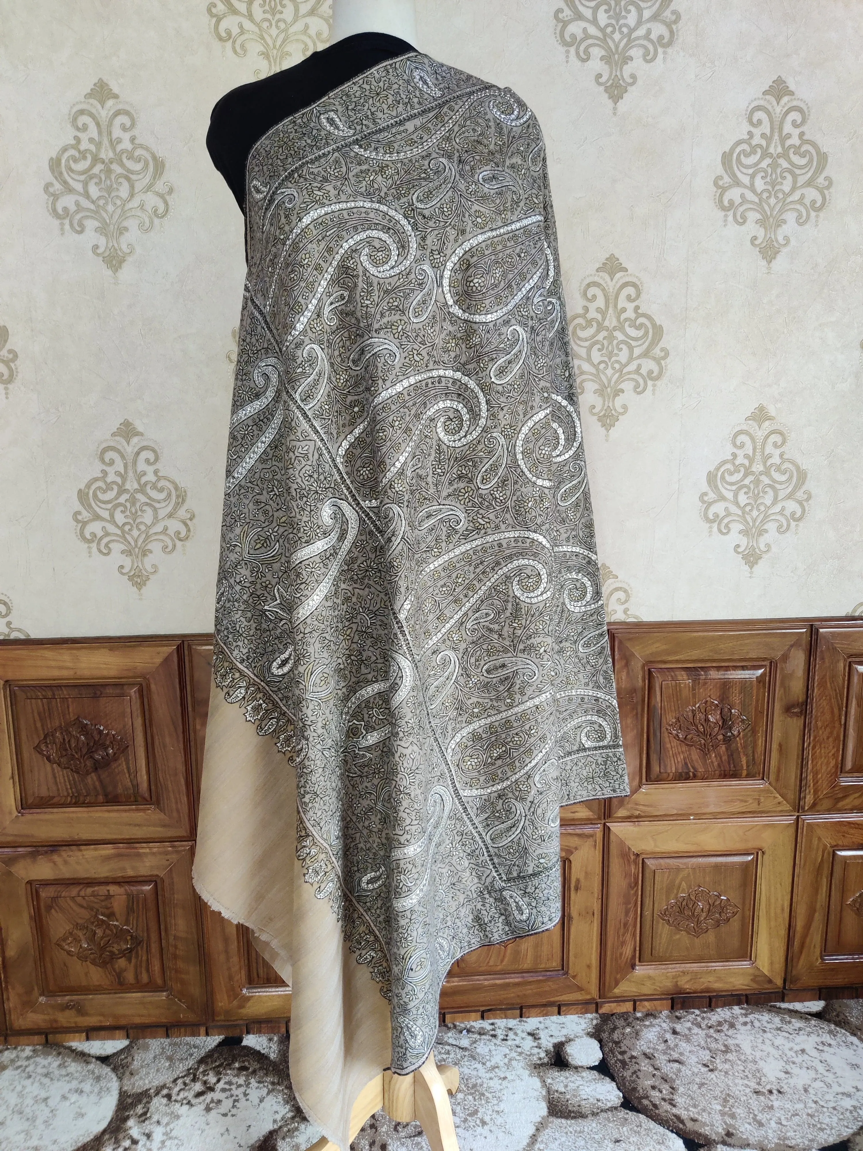 Chandni Raat: Pure Pashmina Shawl with Hand Tilla Embroidery & Sozni Embroidery