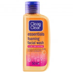Clean & Clear Essentials Foaming Facial Wash Oil Free 50Ml