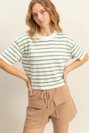 DZ25A908-Round Neck Striped Crop Top
