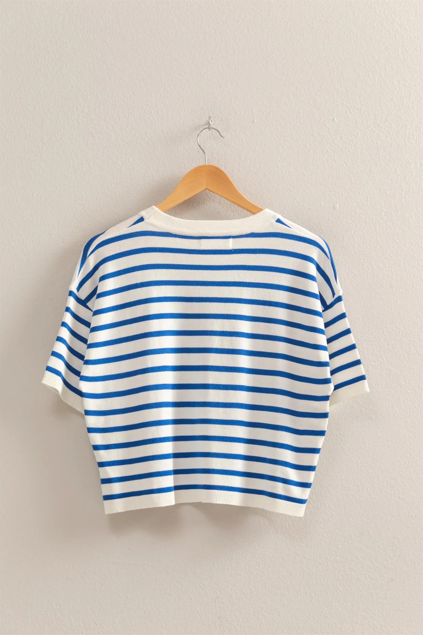 DZ25A908-Round Neck Striped Crop Top