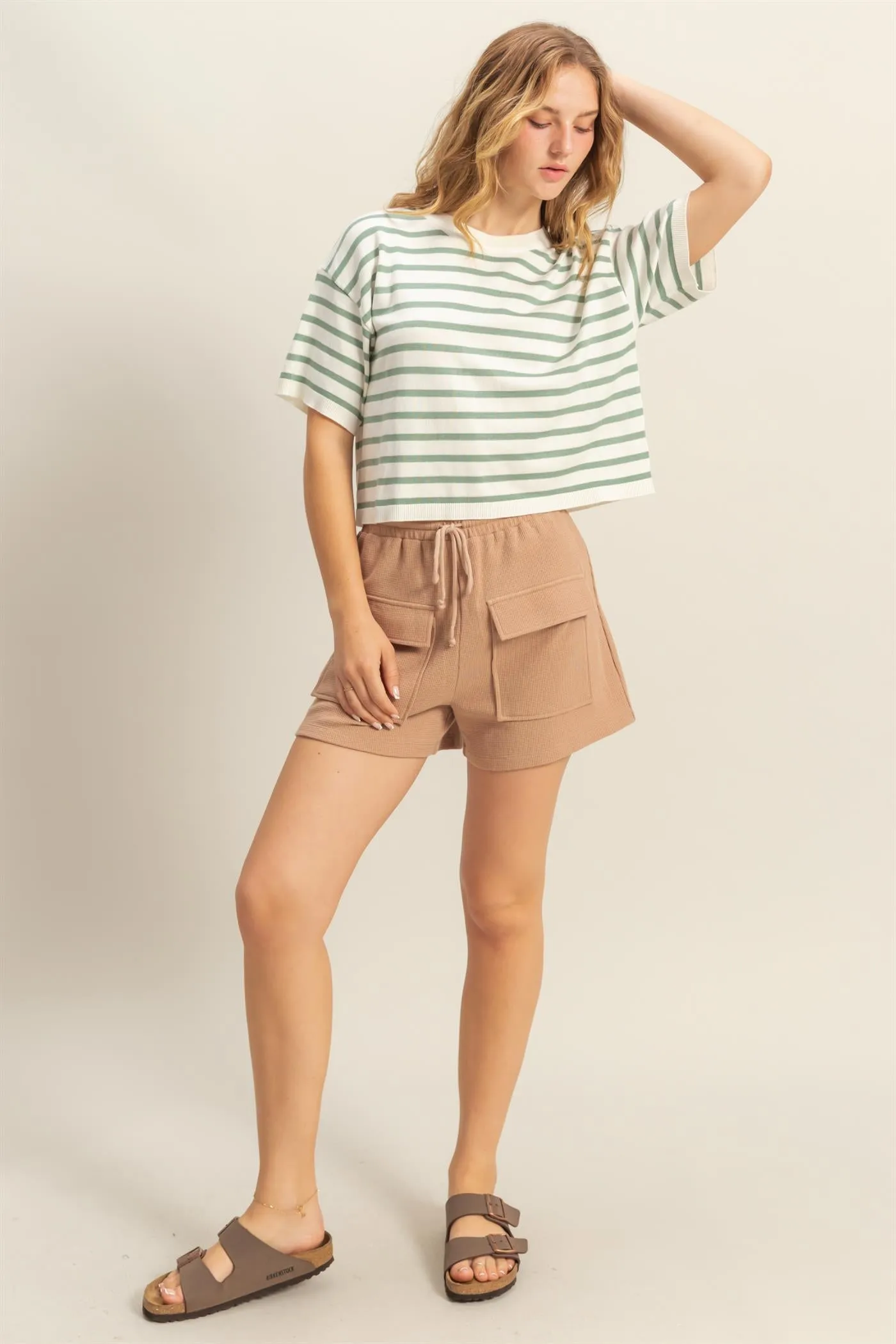 DZ25A908-Round Neck Striped Crop Top