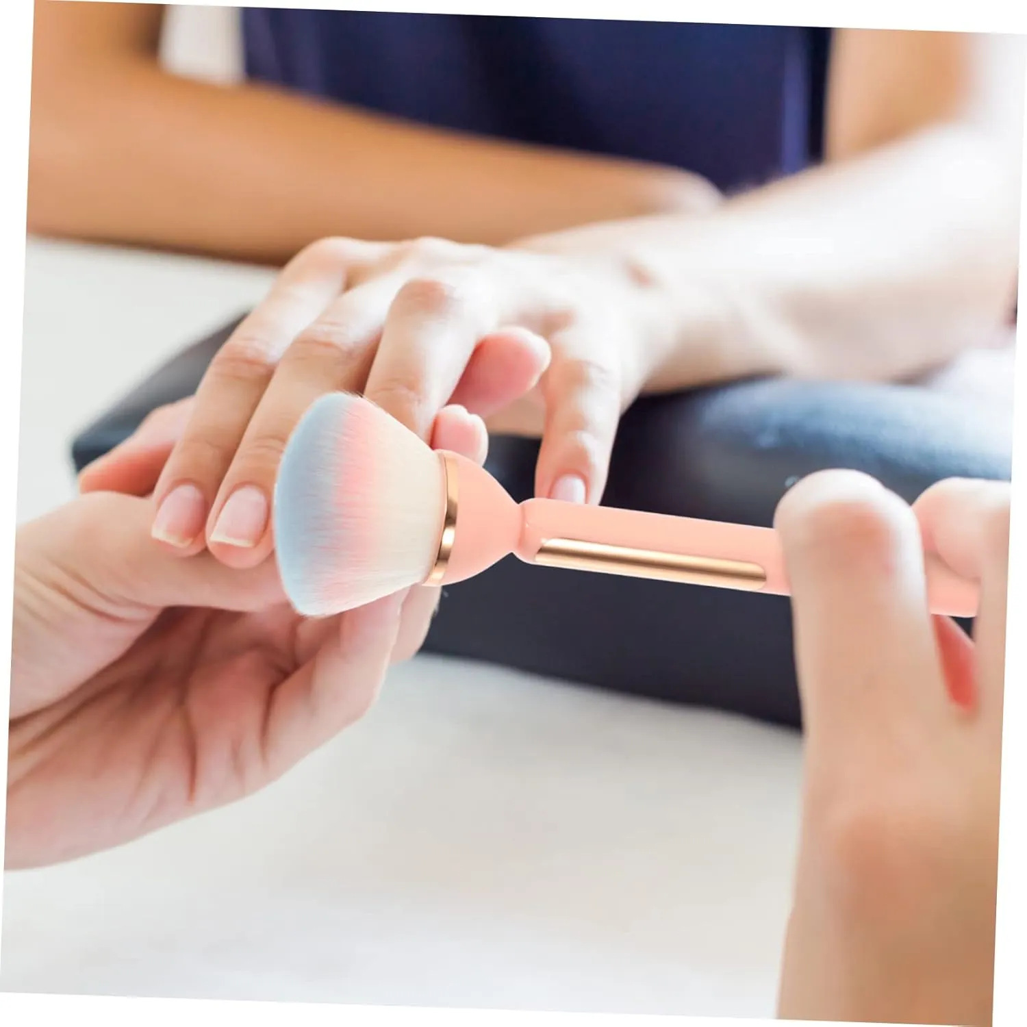 Hemoton Practical Nail Dust Brush Portable Makeup Brush for Loose Powder and Blush Application