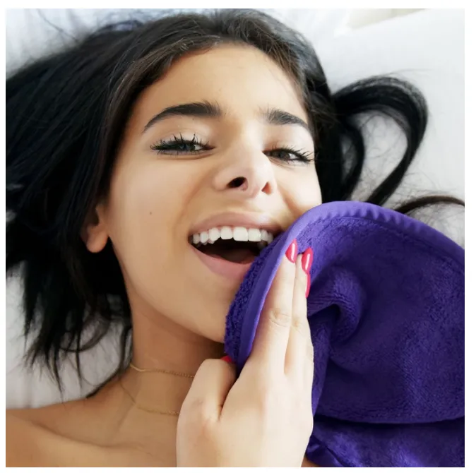 Makeup Eraser Queen Purple