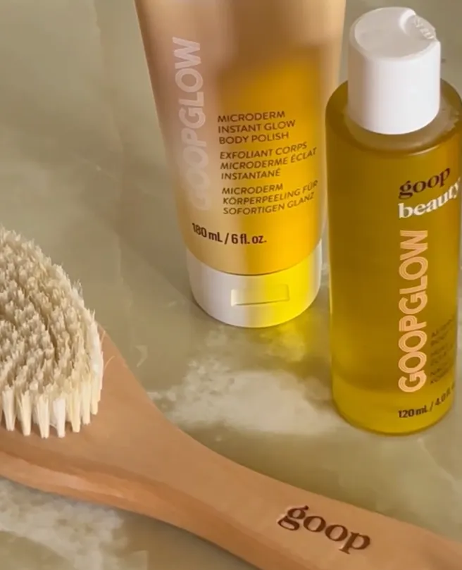 Microderm Instant Glow Gommage Corps