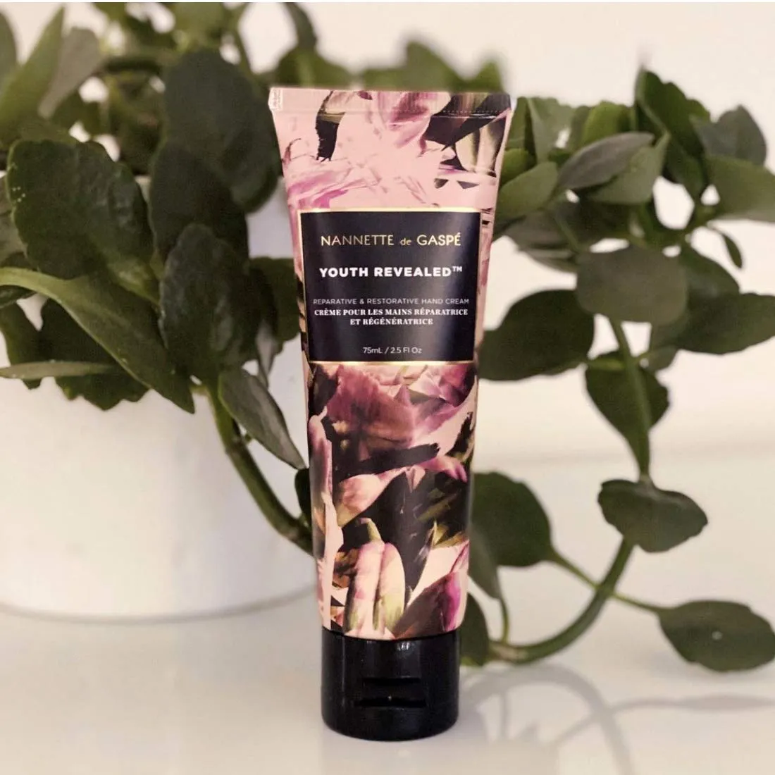 NANNETTE de GASPÉ Youth Revealed Reparative & Restorative Hand Cream 75 mL / 2.5 Fl Oz