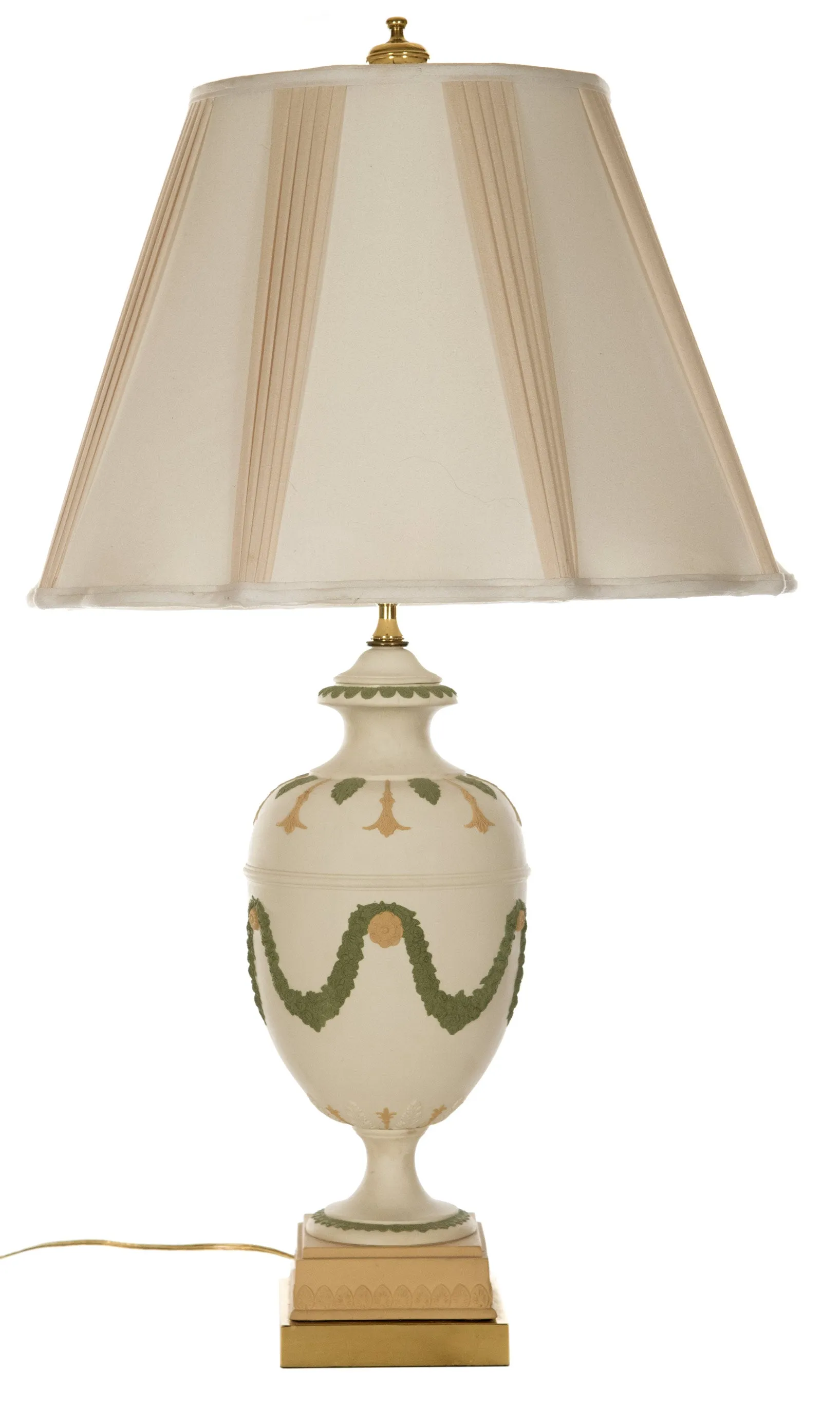 Neoclassical-style Ceramic Table Lamp with Garlands