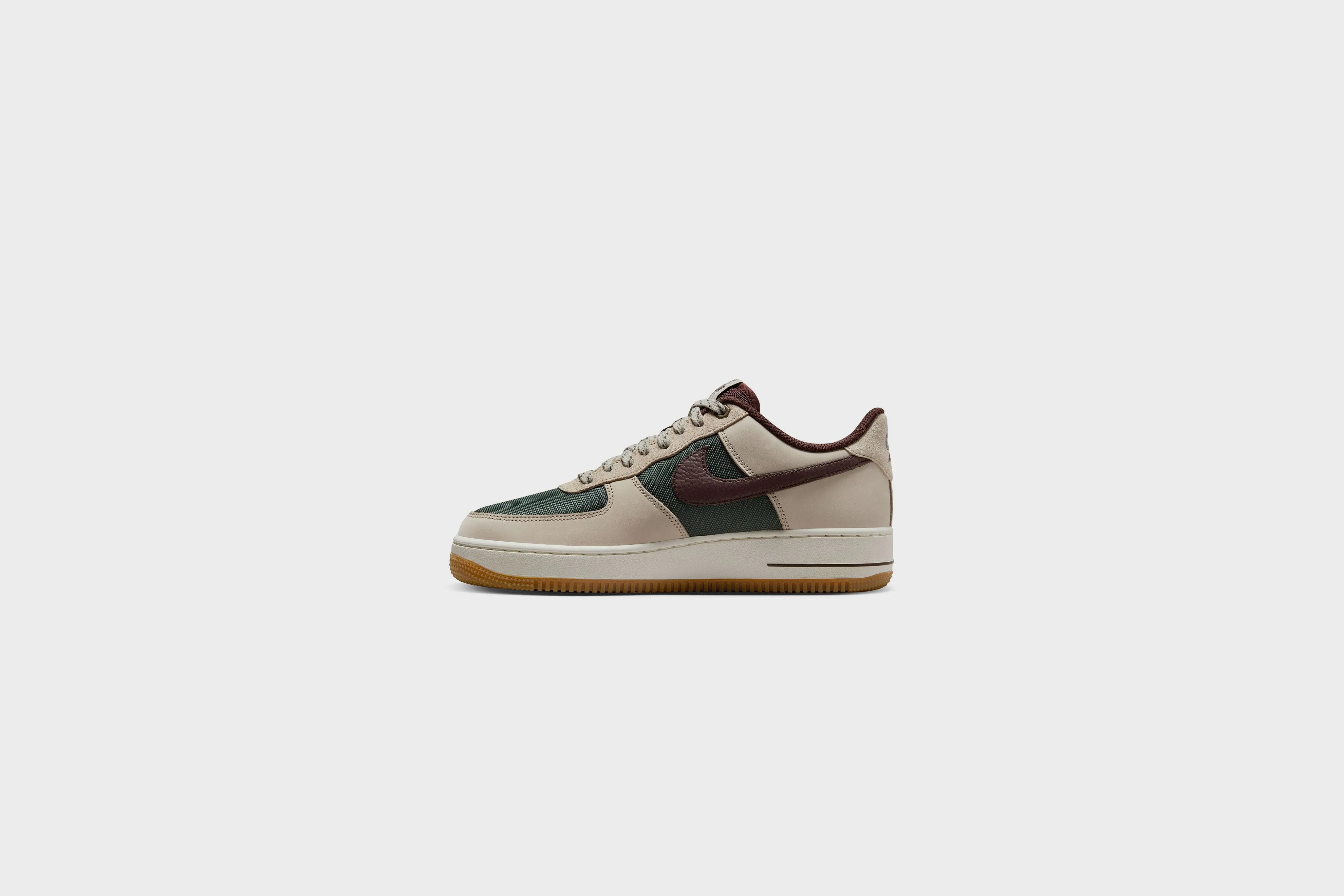 Nike Air Force 1 ‘07 (Cream II/Earth-Vintage Green)