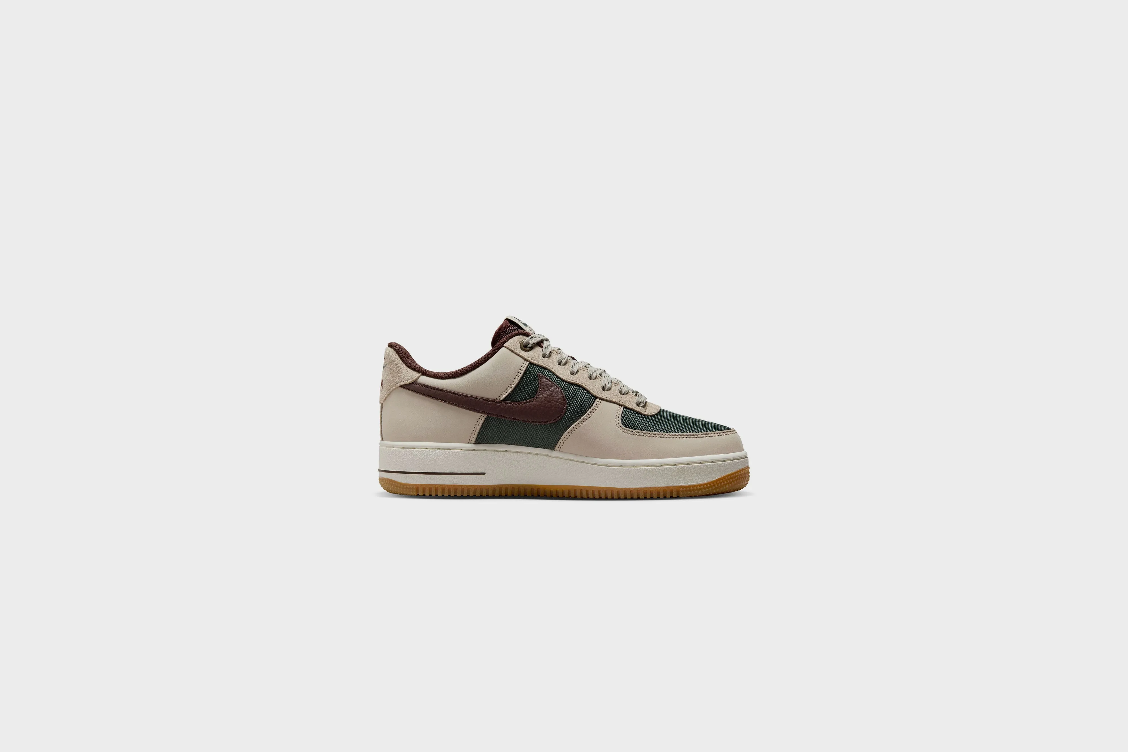 Nike Air Force 1 ‘07 (Cream II/Earth-Vintage Green)