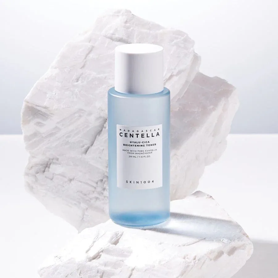 SKIN1004 Madagascar Centella Hyalu-Cica Brightening Toner تونر عالي الترطيب