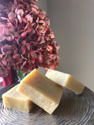 Soap Lemongrass Moisture Facial Body Bar (SOAP)