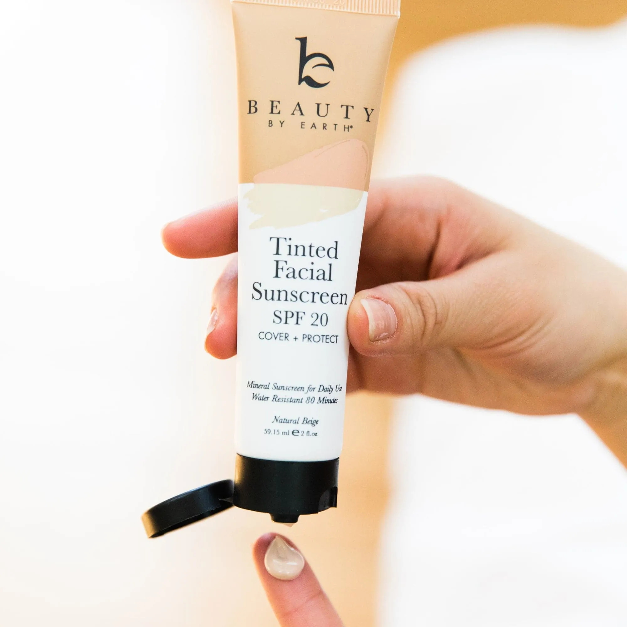 Tinted Facial Sunscreen Light Beige