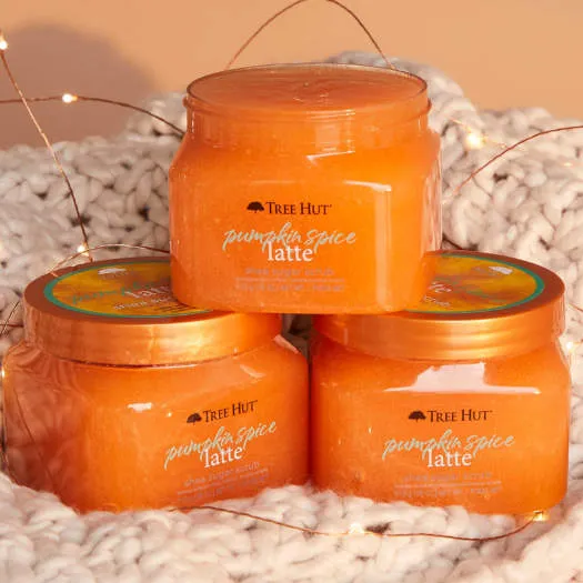 TREE HUT Tree Hut Pumpkin Spice Latte Shea Sugar Scrub مقشر الجسم بسكر الشيا في رائحة الخريف